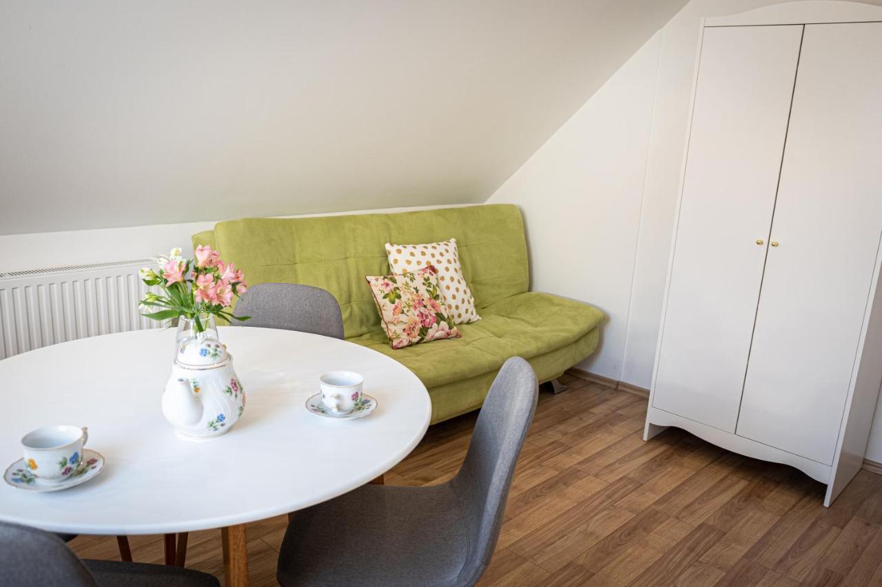 Apartament Szigligeti Mandula Kert Vendeghaz Zewnętrze zdjęcie
